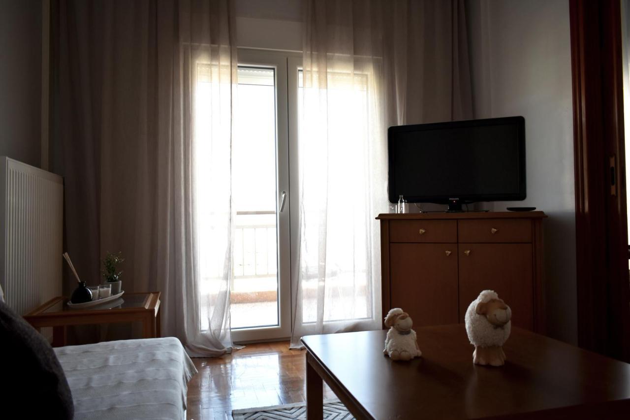 Κεντρικό Και Ευρύχωρο Οροφοδιαμέρισμα Kastoria Exterior foto
